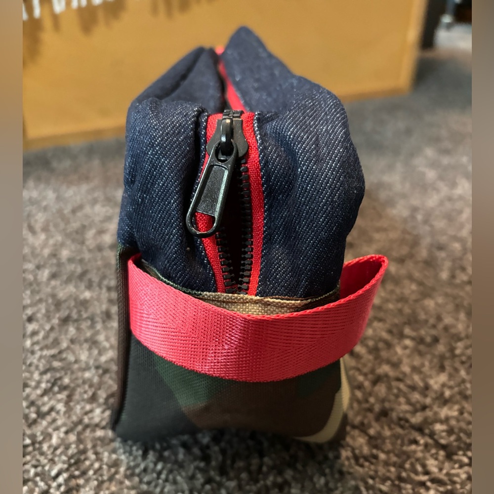 Domestic/shaving bag - Picture 3 of 5